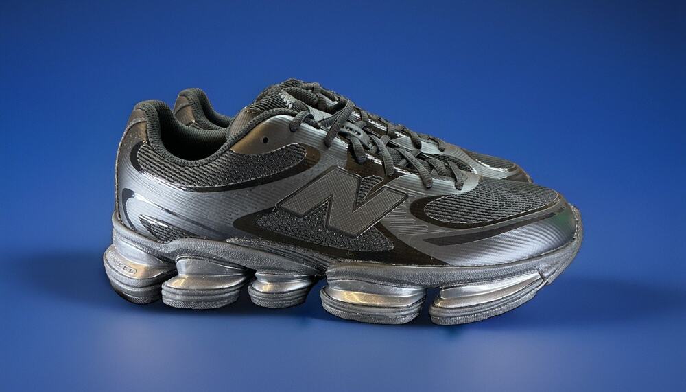 Size 10 - New Balance ABZORB 2000 Triple Black